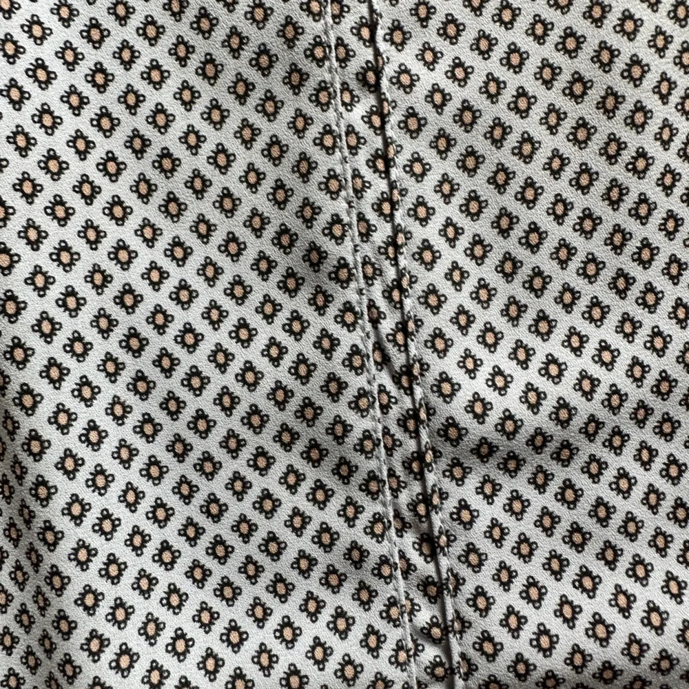 LOFT Blouse - Picture 4 of 4
